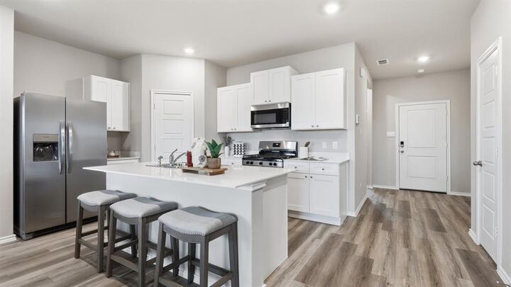 Property Photo:  612 Smart Strike Trail  TX 76049 