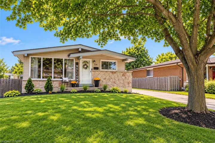 Property Photo:  241 Thorner Drive  ON L8V 2M6 