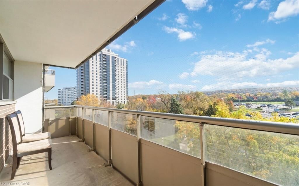 Property Photo:  215 Glenridge Avenue 409  ON L2T 3J7 