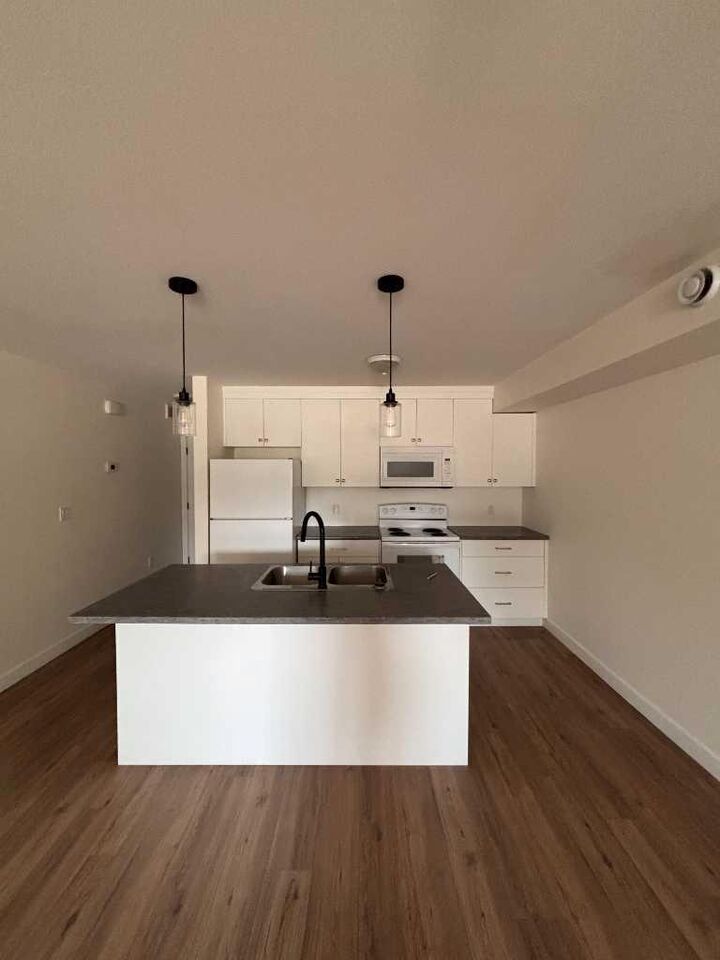 Property Photo:  6014 55 Street A  AB T1G 1K3 