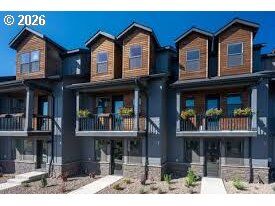 Property Photo:  20550 Empire Ave  OR 97701 