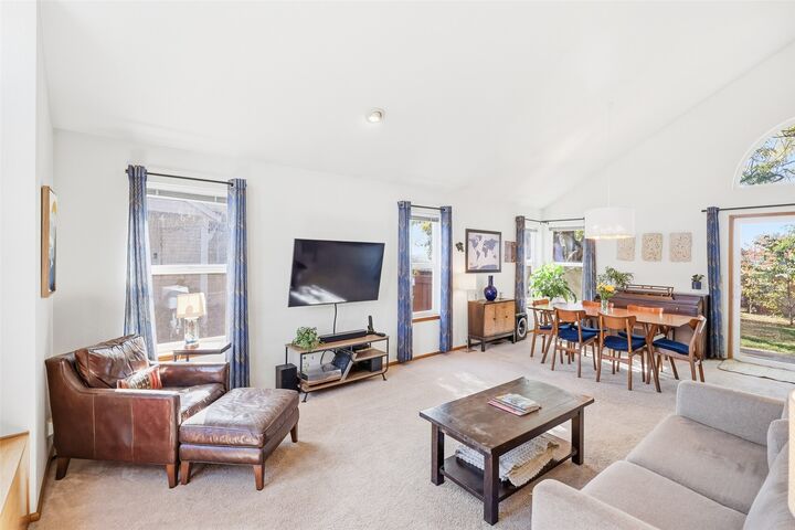 Property Photo:  818 SE Marine Drive 818  WA 99324 