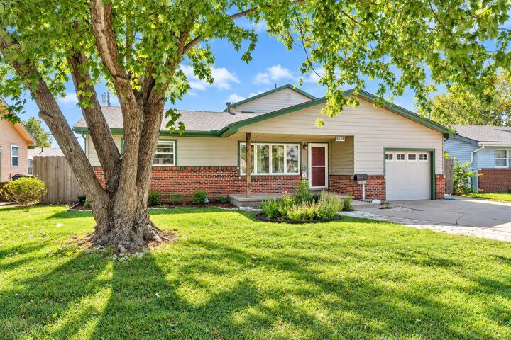 Property Photo:  1433 W Rita St  KS 67213 