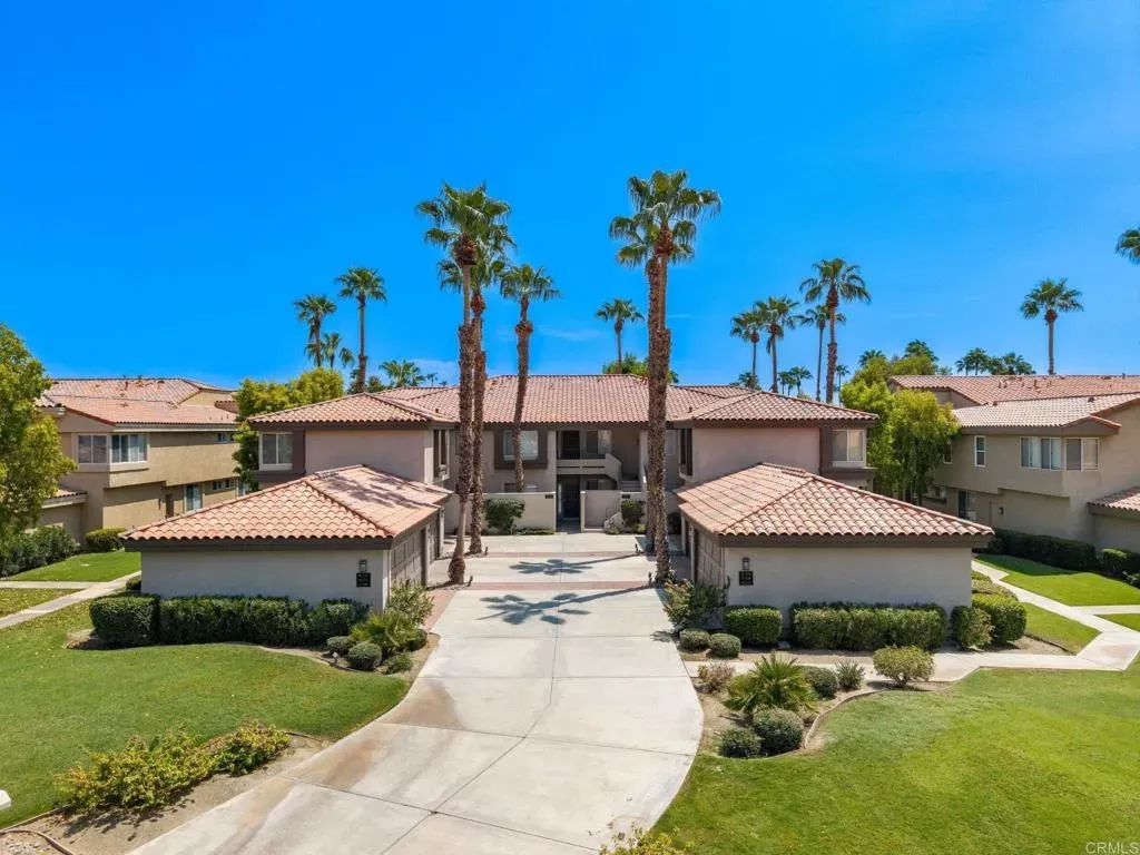 Property Photo:  55526 Laurel Valley  CA 92253 