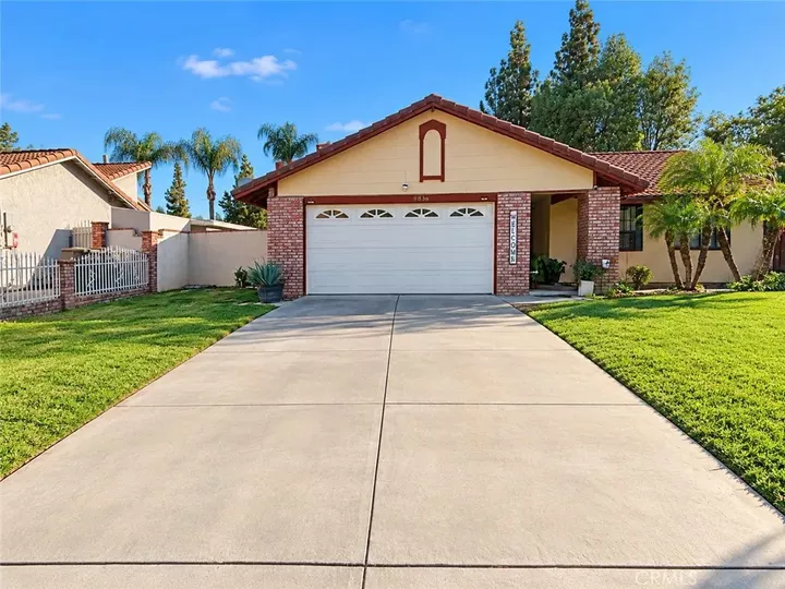 Property Photo:  9836 Bolton Avenue  CA 92503 
