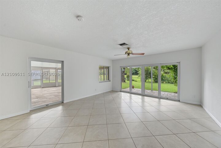 Property Photo: 6260 Rose Ter FL 33317