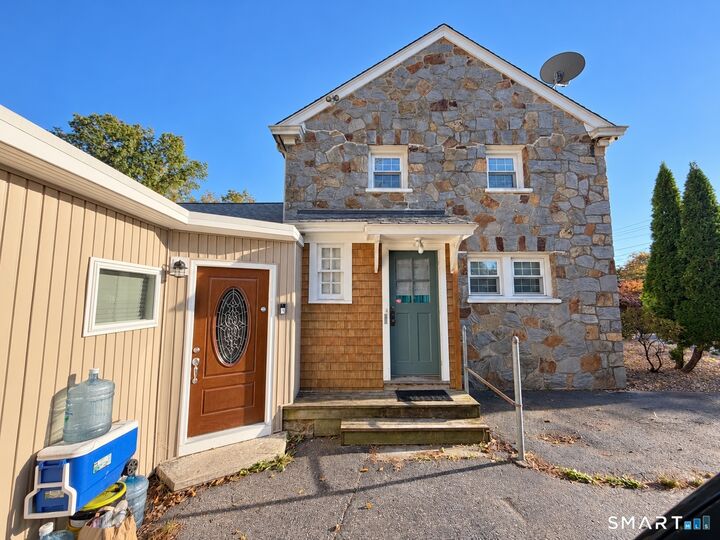 Property Photo: 600 Brooklawn Avenue CT 06604