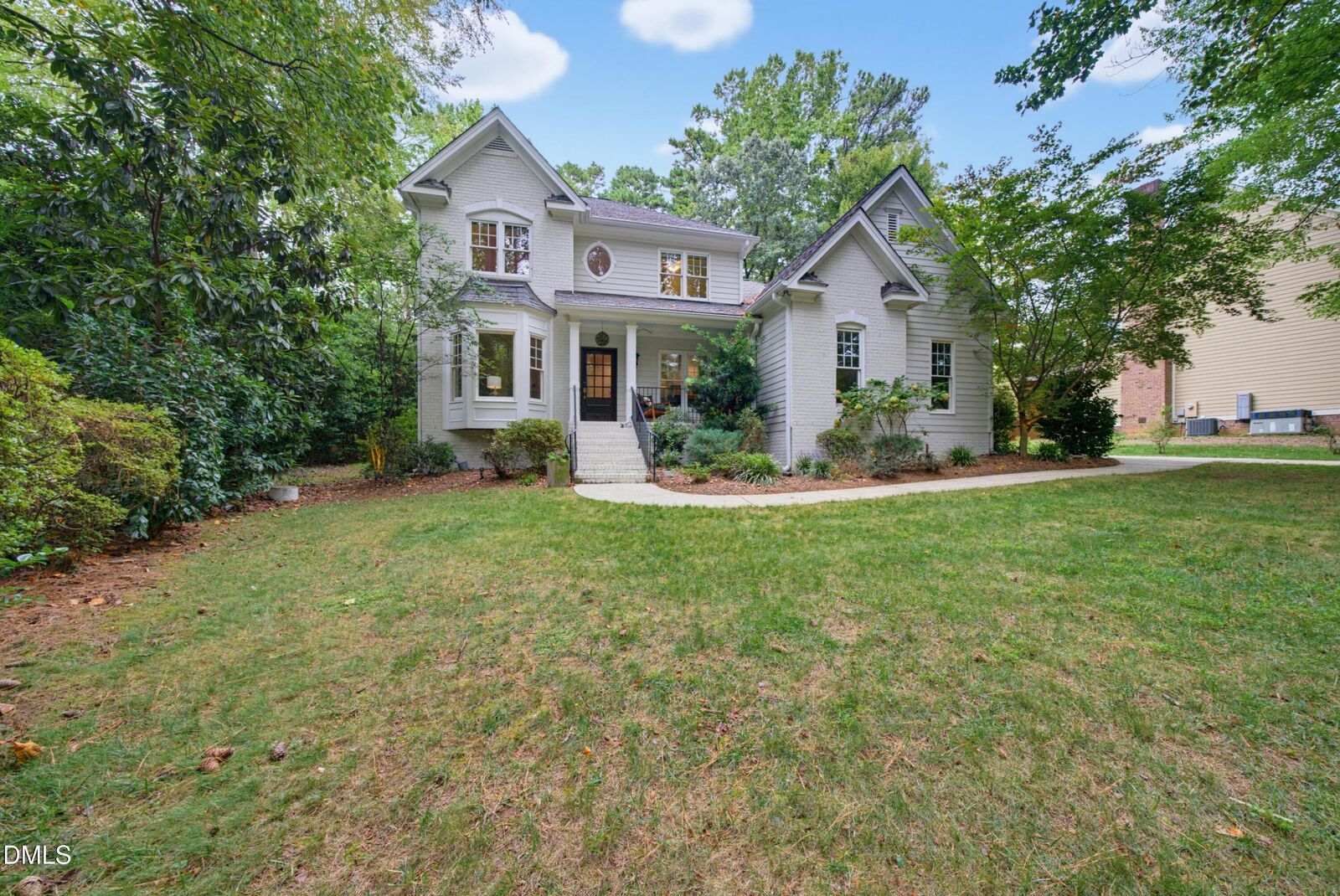 Property Photo: 952 Jones Wynd NC 27587