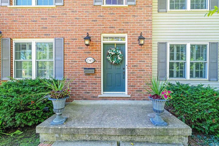 Property Photo:  1345 Parkside Avenue  ON L2A 6L4 