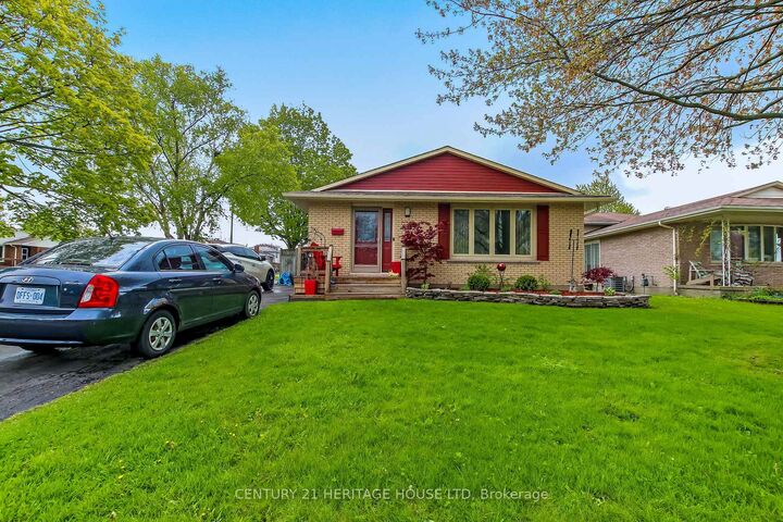Property Photo:  2 David Drive  ON N5R 5L3 