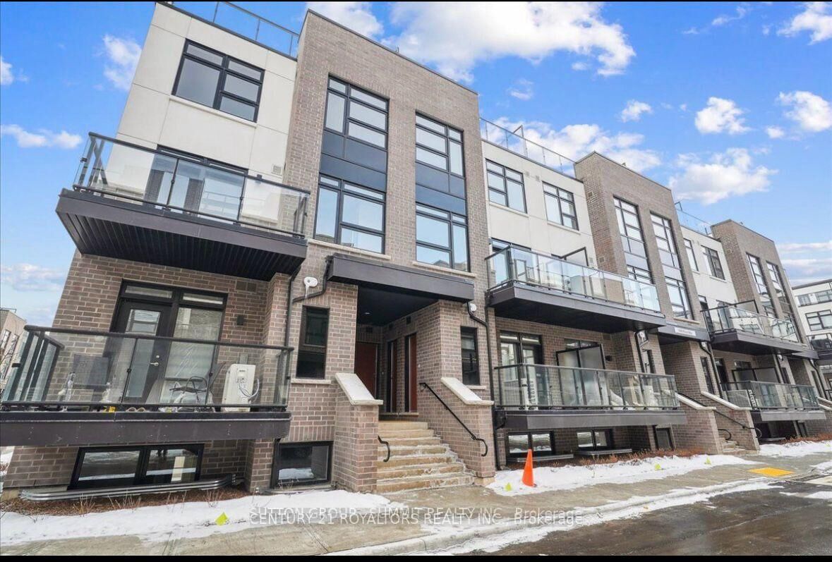 Property Photo: 1585 Rose Way 124 ON L9T 7E7