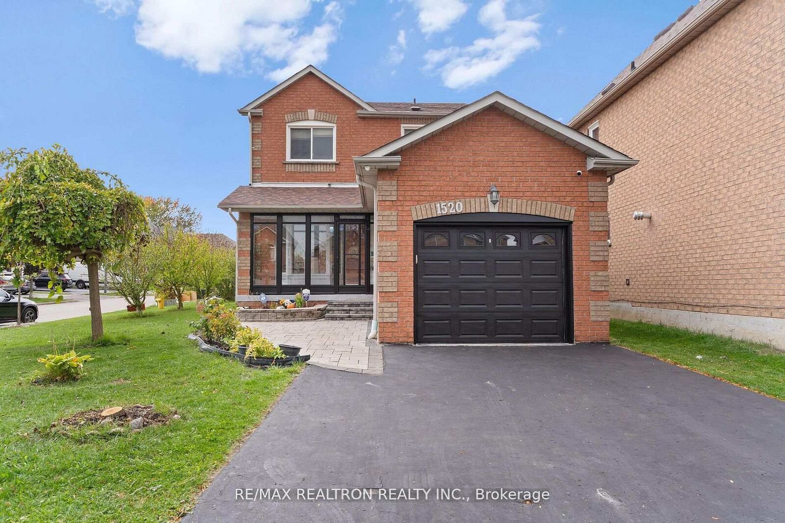 Property Photo: 1520 Sandhurst Crescent Bsmnt ON L1V 6Y6