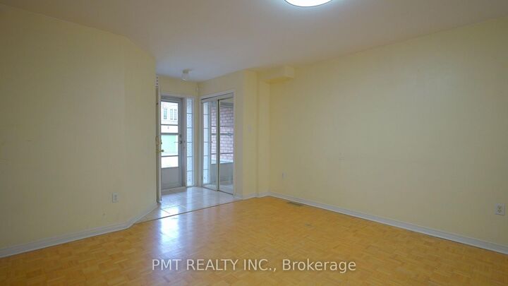 Property Photo:  7115 Rexwood Road 39  ON L4T 4L4 