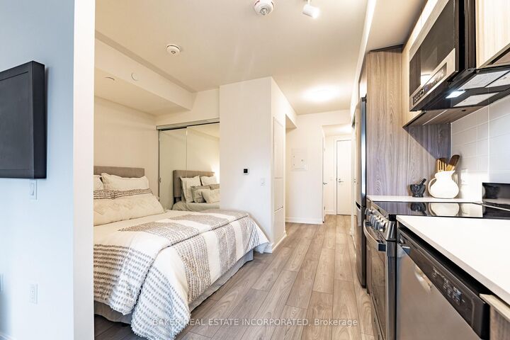 Property Photo:  223 Redpath Avenue 1112  ON M4P 0E8 