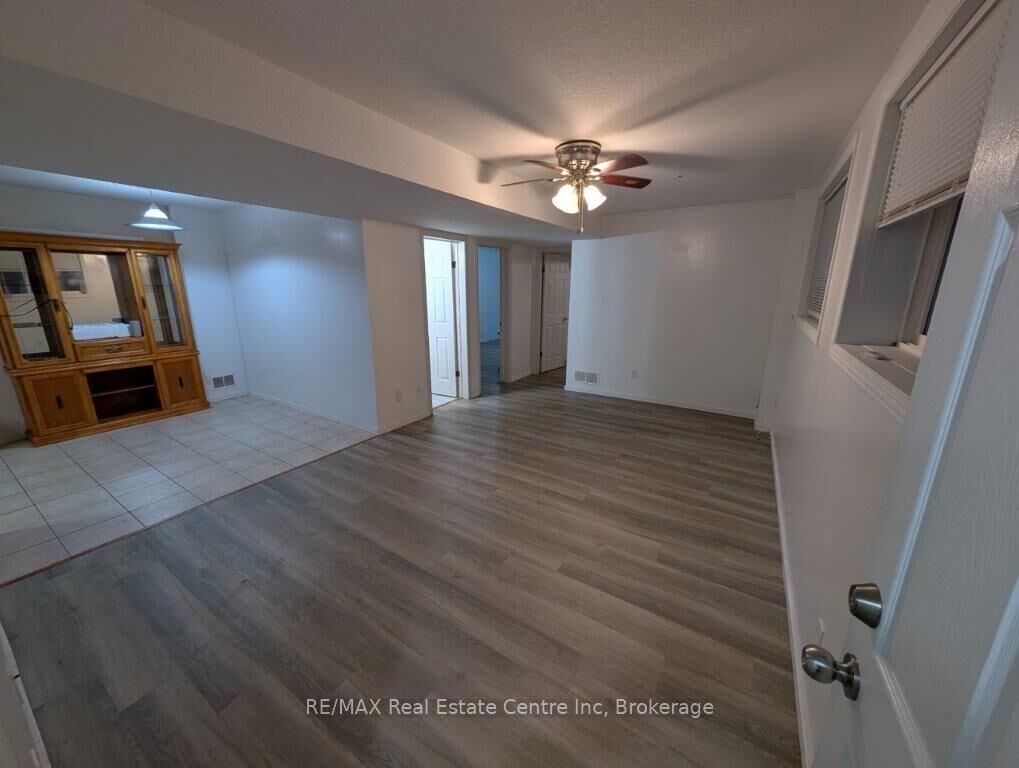 Property Photo:  75 Ryde Road B  ON N1K 1V5 