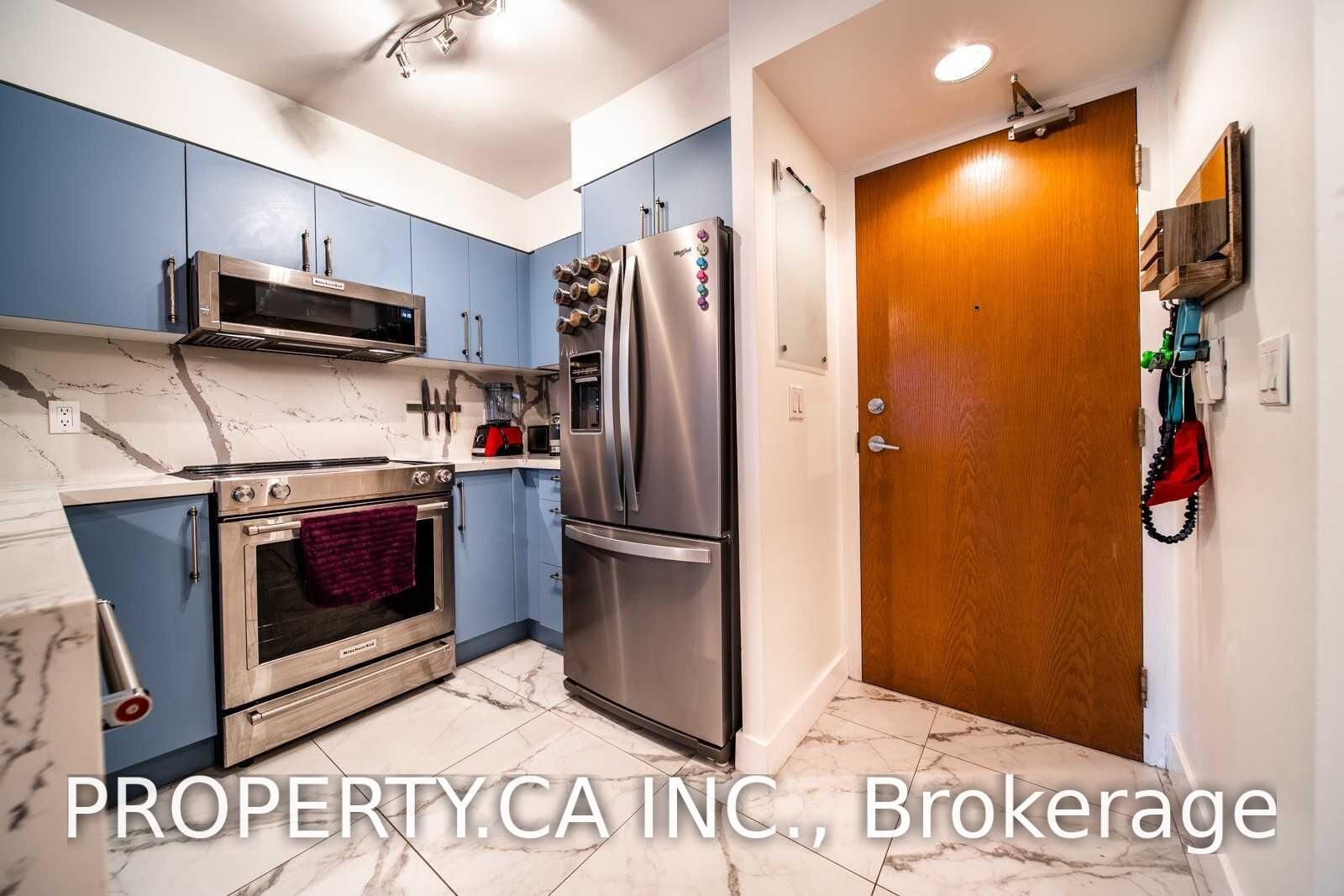 Property Photo: 219 Fort York Boulevard 318 ON M5V 4A2
