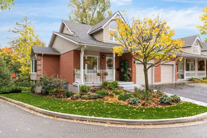 Property Photo:  795 Jane Boulevard  ON L4R 5M3 