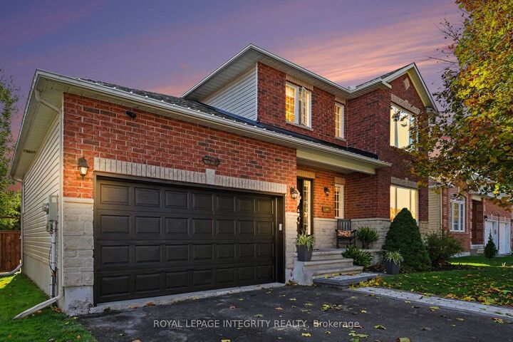 Property Photo:  84 Lamadeleine Boulevard  ON K0A 1W1 