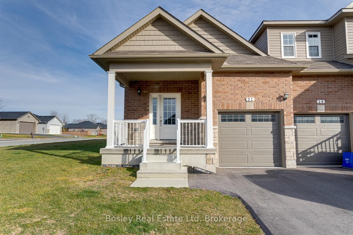 Property Photo:  11 Tolman Street  ON K0K 1H0 