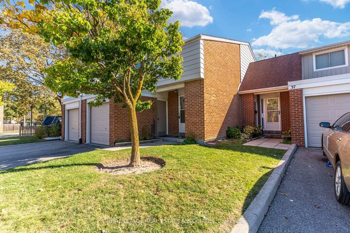 Property Photo: 215 Mississauga Valley Boulevard ON L5A 1Y7
