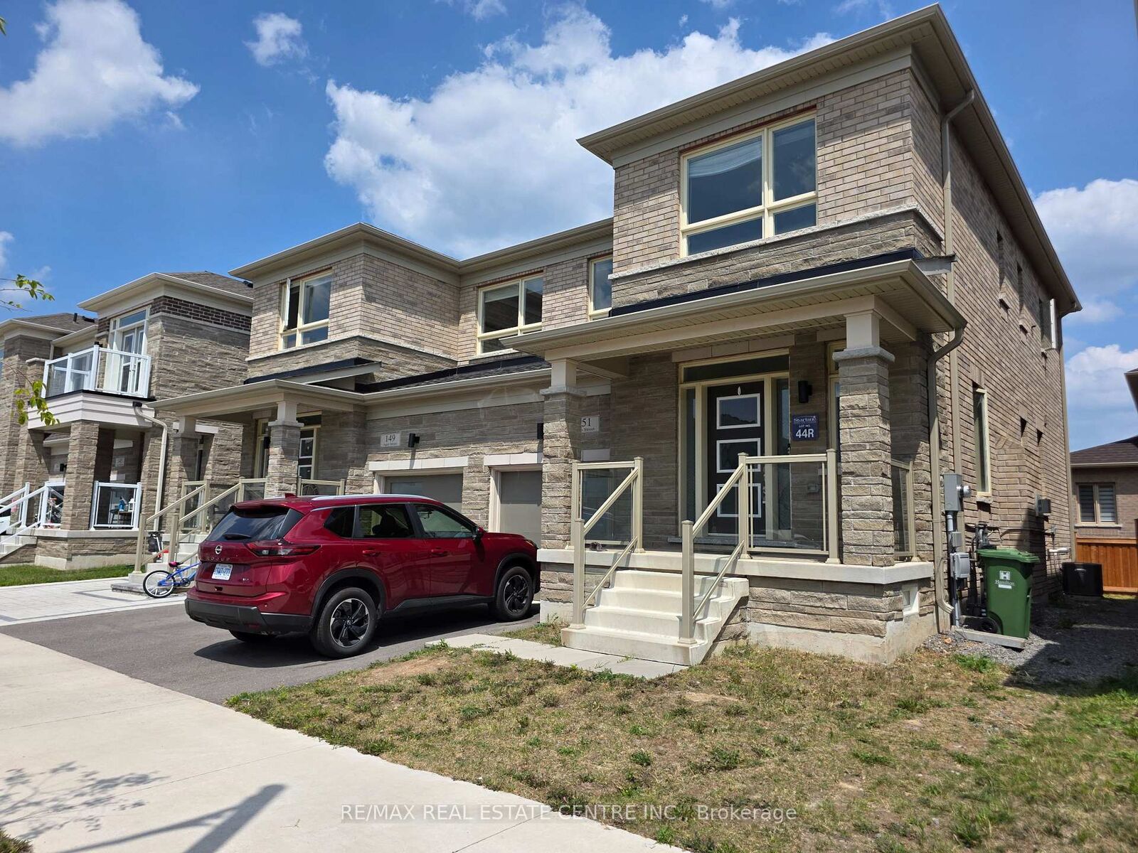 Property Photo: 151 Agro Street Bsmt ON L0R 2H7