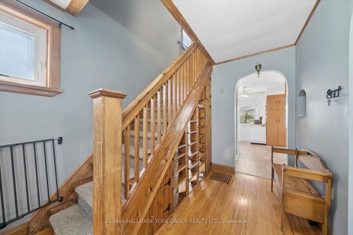 Property Photo:  27 St Paul Street  ON K9V 1S3 