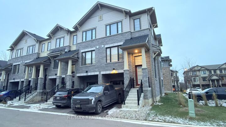 Property Photo:  185 Bedrock Drive 71  ON L8J 0M5 