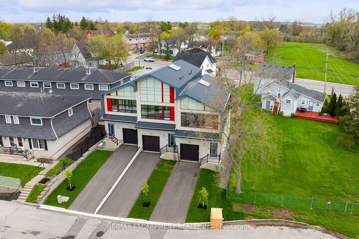 Property Photo:  154 Mill Street  ON L0R 2A0 