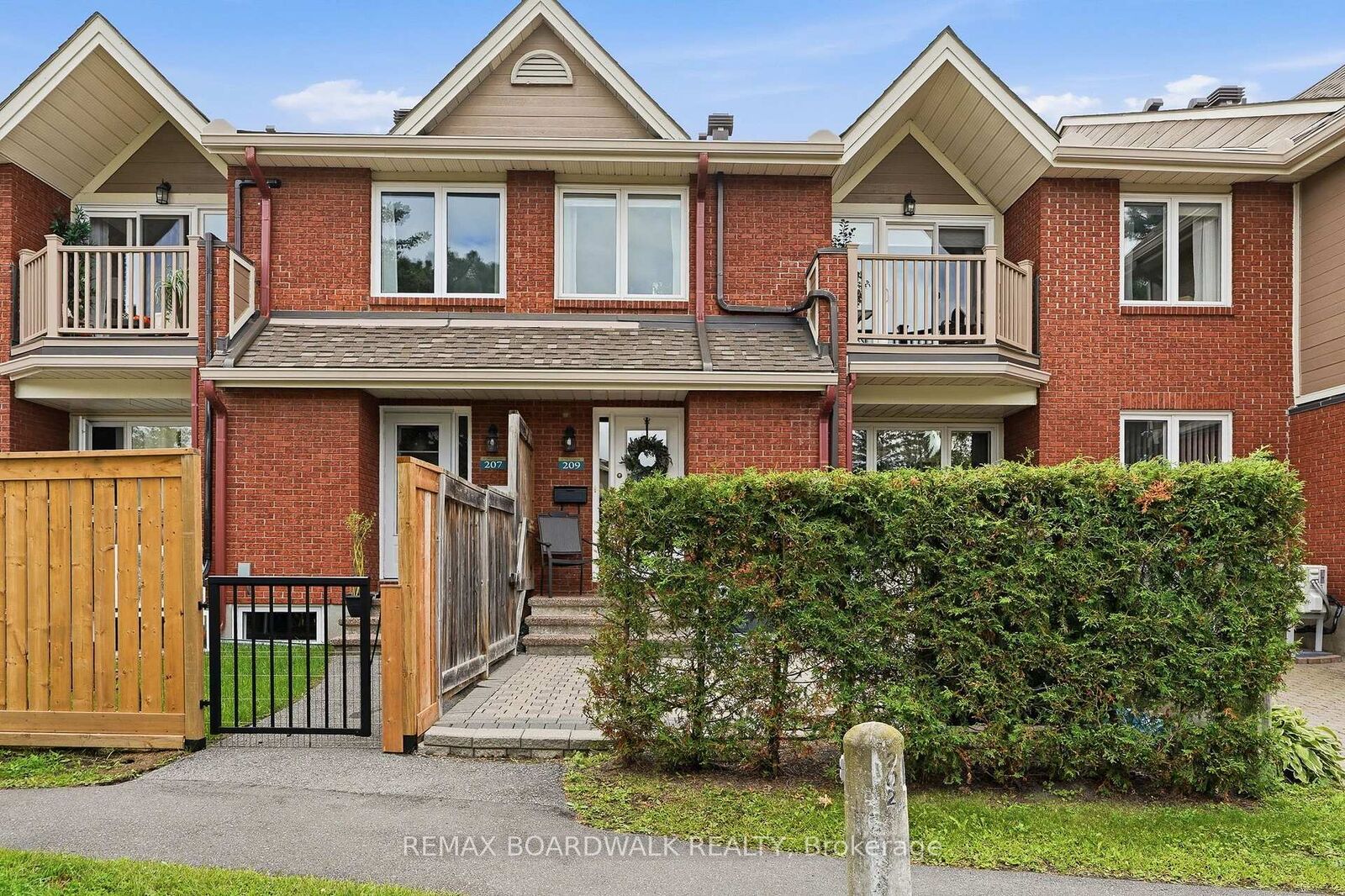 Property Photo: 1760 Cabaret Lane 209 ON K4A 2H1