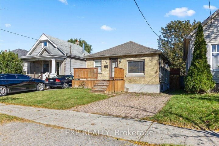 Property Photo:  30 Glenwood Avenue  ON N5Z 2P8 