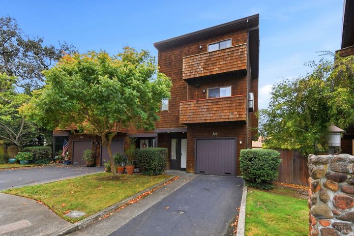 Property Photo:  835 Liberty Street  CA 94952 