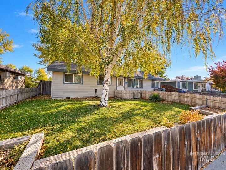 Property Photo:  835 S 13th E  ID 83647 