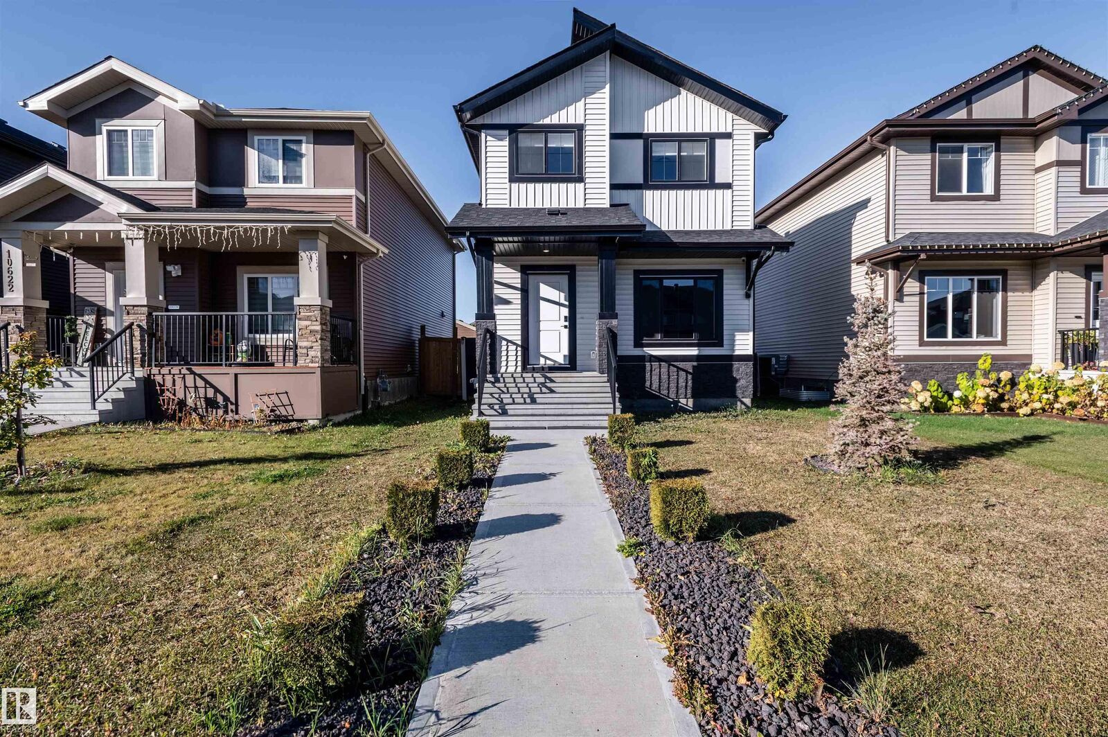 Property Photo:  10624 98 Street  AB T8R 2P2 