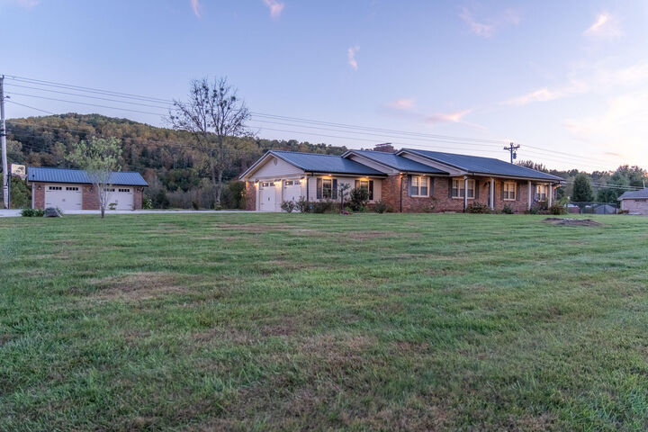 Property Photo: 3839 Rush Branch Road KY 42501