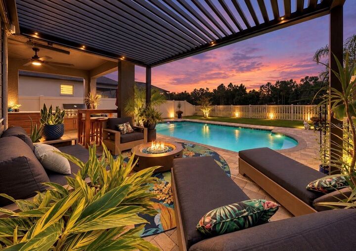 Property Photo:  12112 Creek Preserve Drive  FL 33579 
