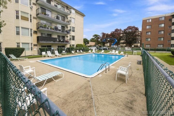 Property Photo:  5506 Lincoln Avenue 521  IL 60053 