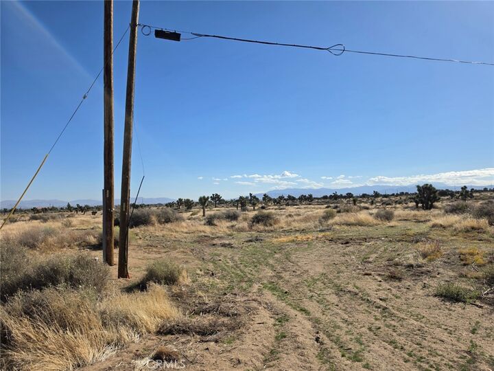 Property Photo:  1 Acacia  CA 92371 