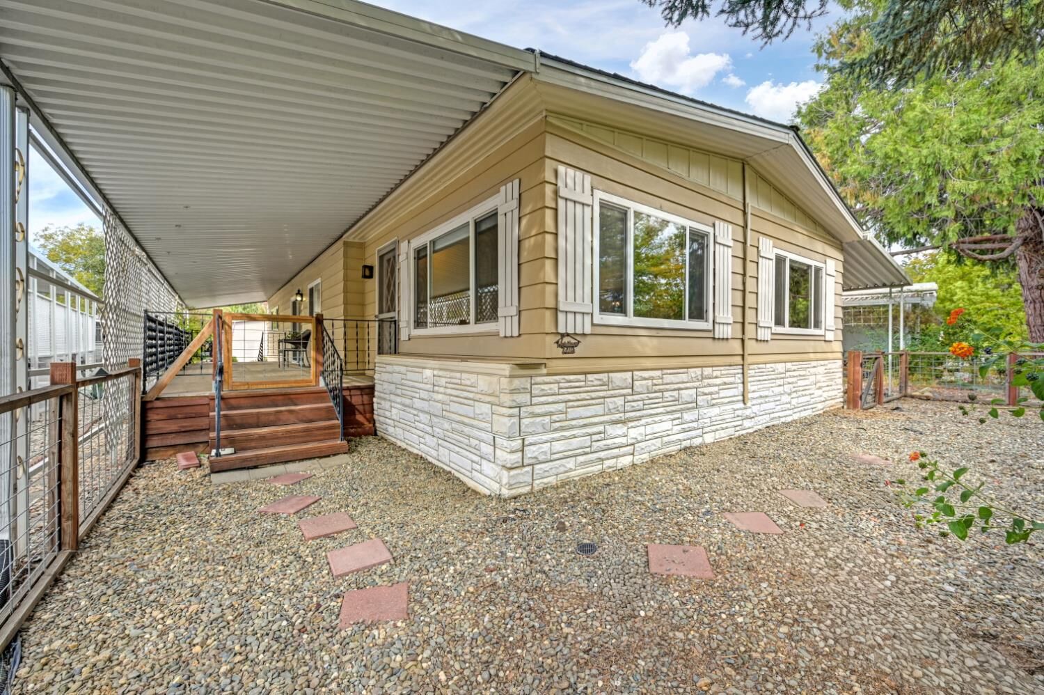Property Photo:  6900 Almond Avenue 76  CA 95662 