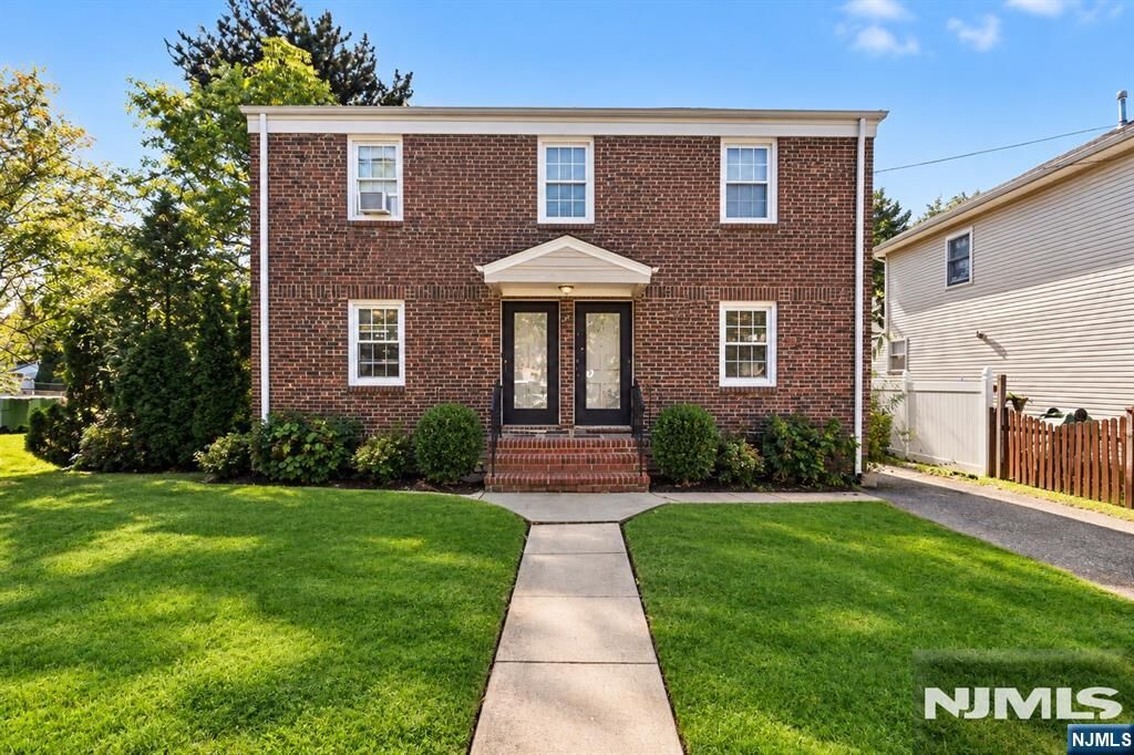 Property Photo:  433 Spruce Street  NJ 07036 