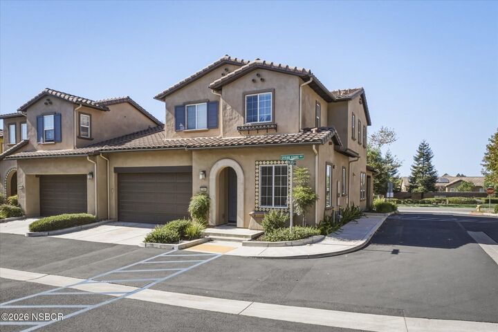 Property Photo: 1164 Spring Azure Way CA 93444