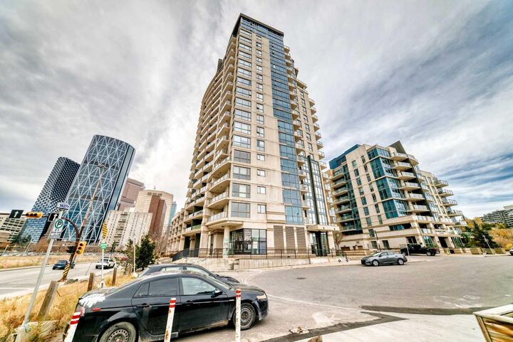 Property Photo:  325 3 Street SE 206  AB T2G 0T9 