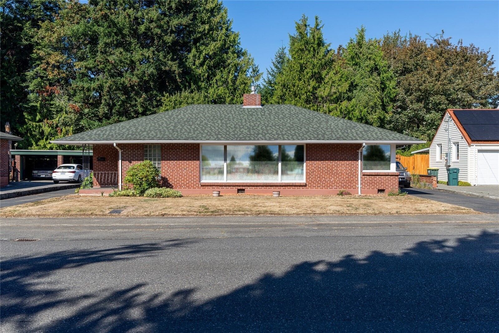 Property Photo: 3017 Lynn Street WA 98225