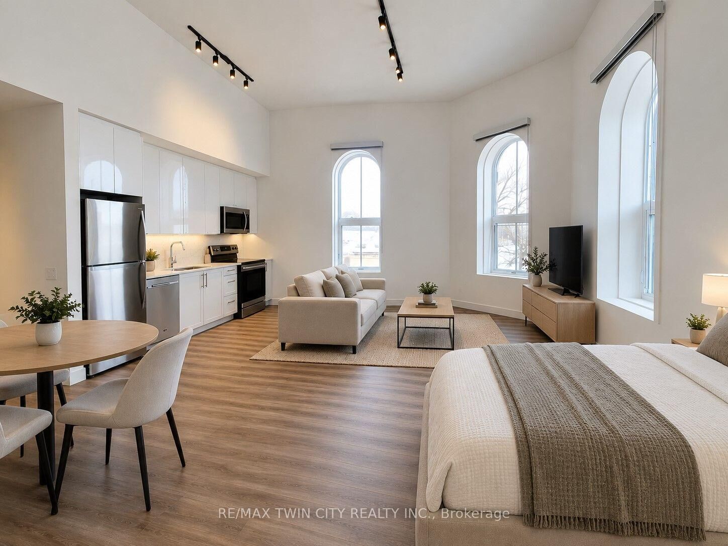 Property Photo:  75 Huron Street 205  ON N3A 1K1 
