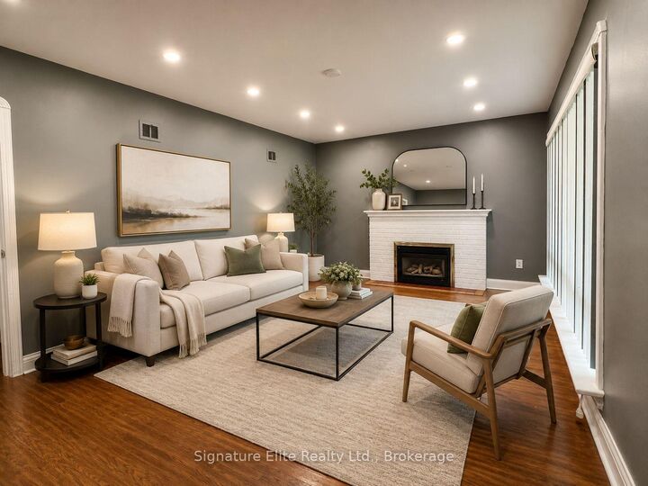 Property Photo:  34 Ovida Avenue Upper  ON M9B 1E1 