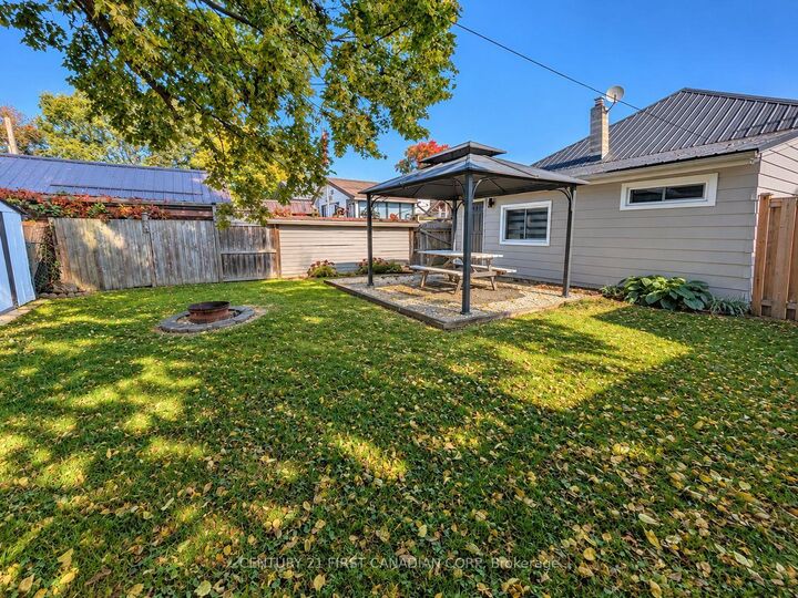 Property Photo:  193 St Julien Street  ON N5Z 2N1 