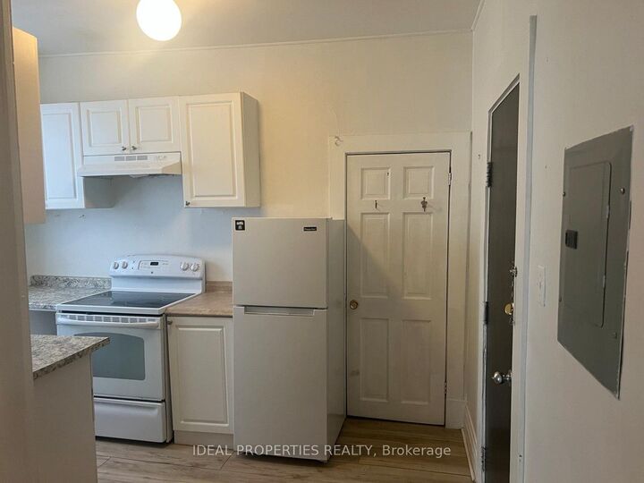 Property Photo:  277 Bronson Avenue 1  ON K1R 6H7 
