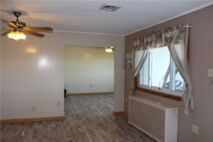 Property Photo:  5512 Ollie St  PA 15207 