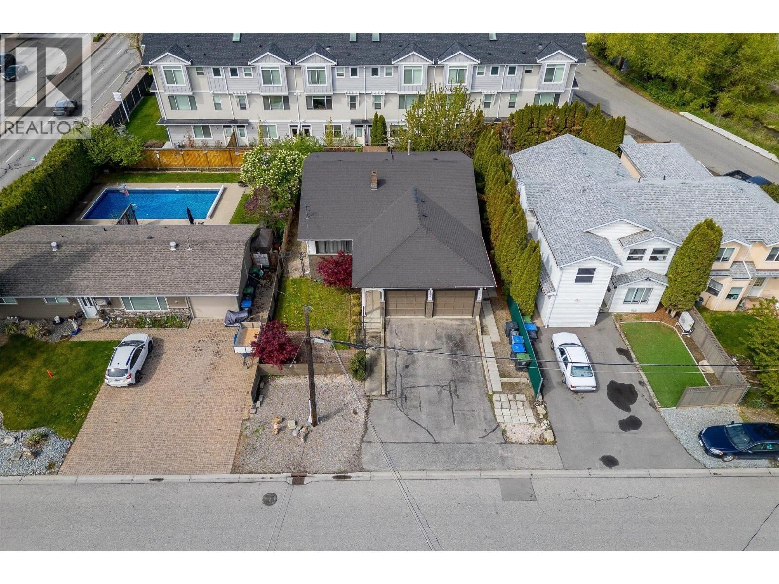 Property Photo:  2024 Wilkinson Street  BC V1Y 3Z8 