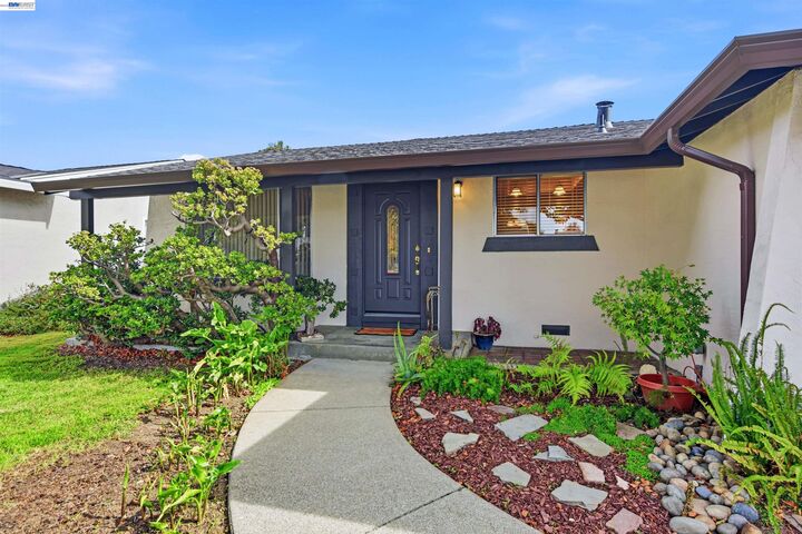 Property Photo:  2864 Chamier Pl  CA 94555 