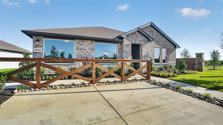Property Photo: 1939 Legacy Drive TX 76033